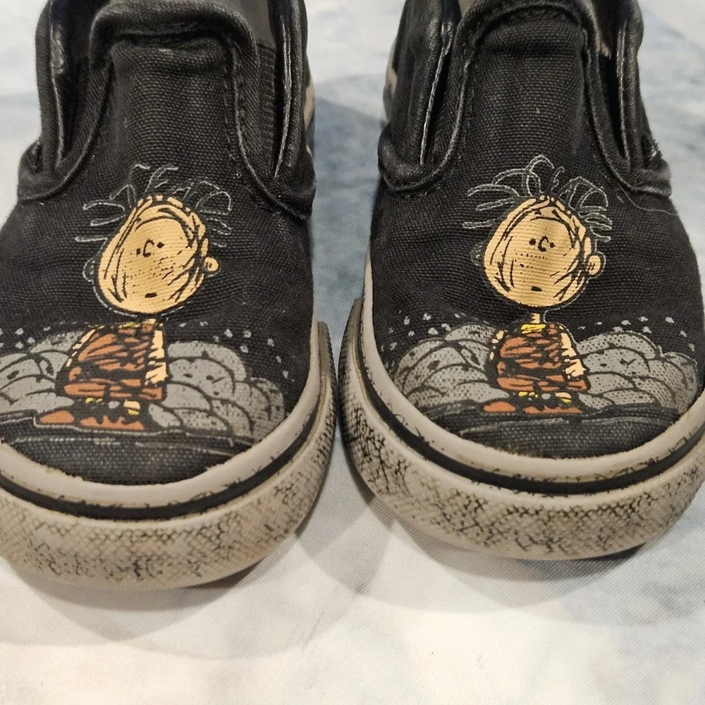 Vans Peanuts Charlie Brown Slip‎ On Toddler Size 7 (See Measurements)
